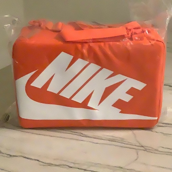 NWT Nike Shoe Box Bag - Picture 11 of 15